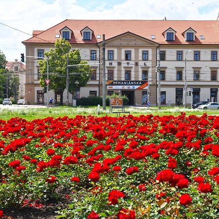 Residence Marianska Ceske Budejovice Eksteriør billede