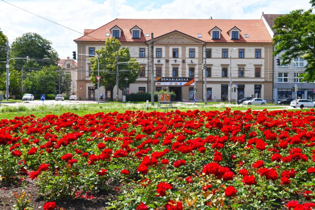 Residence Marianska Ceske Budejovice Eksteriør billede